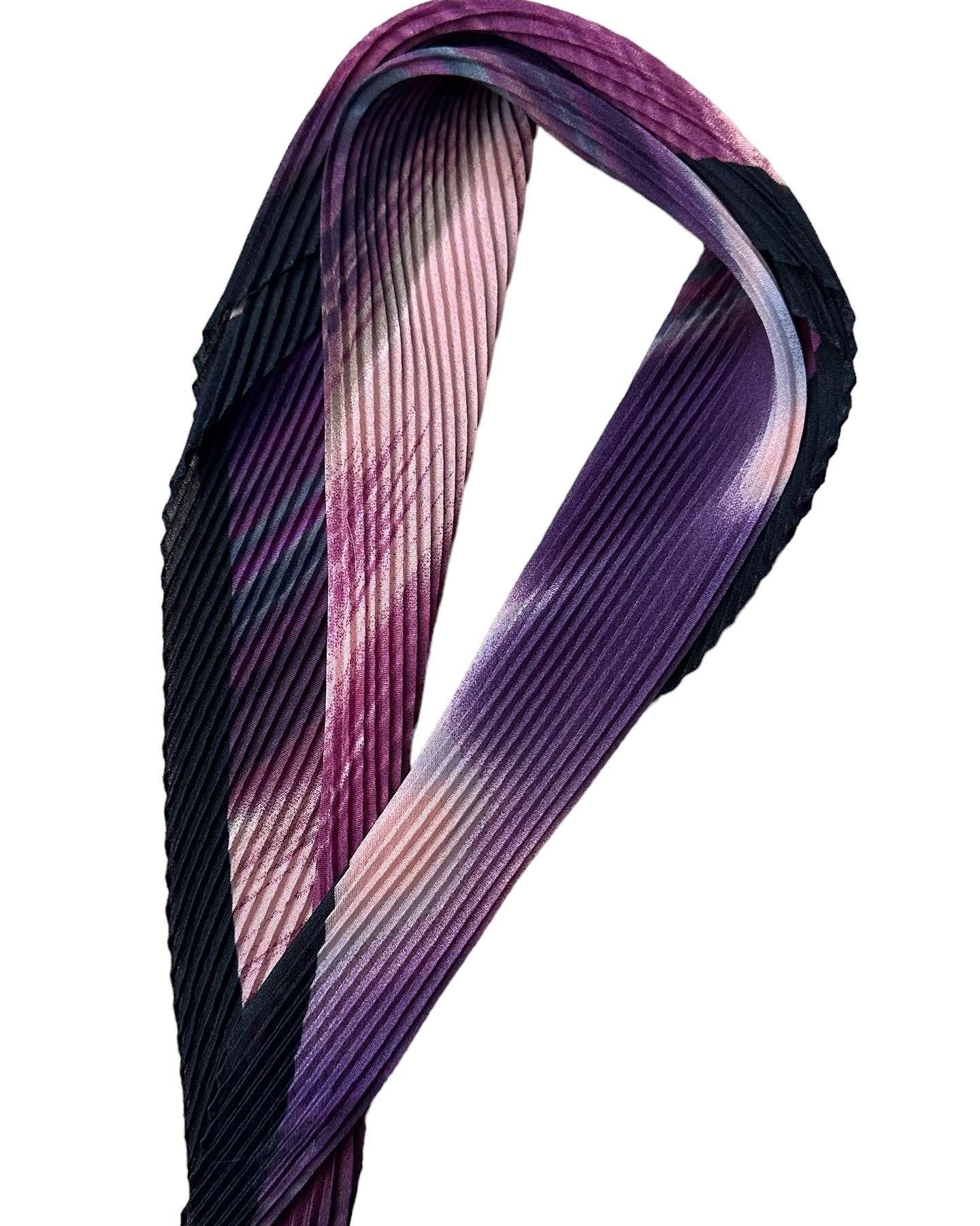 115-86 | Pleated Italian | Striped Ombre with border | Purple and Peach