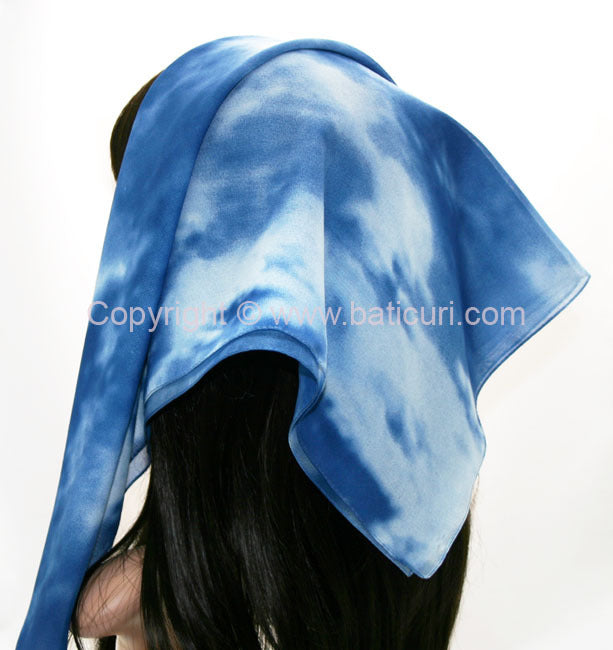 Italian | 30"x30" | Blue & White Marble
