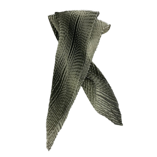 Polyester Pleated | Cream with Olive Green