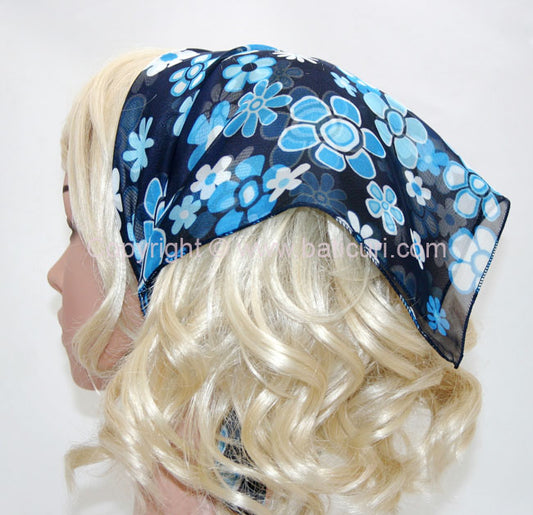 136-14 Navy Blue with Multicolored Daisies