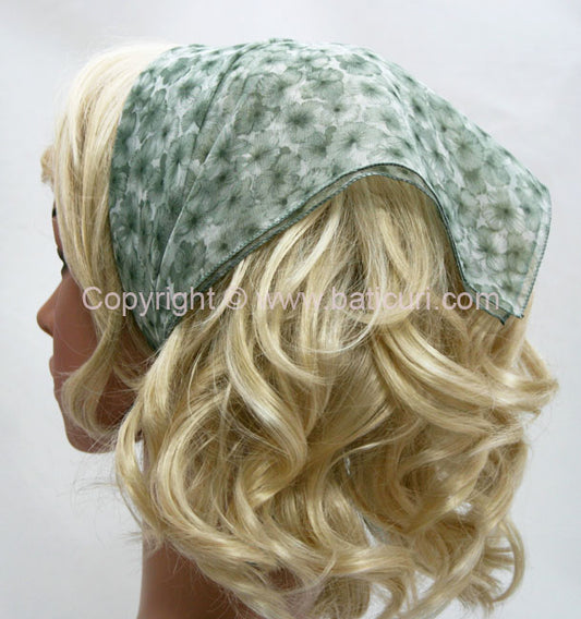 136-24 Light Green | Spring Flowers
