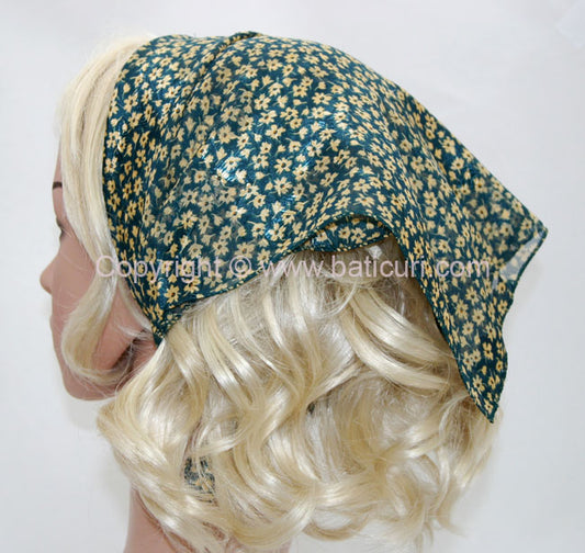 136-34 Dark Green | Spring Flowers