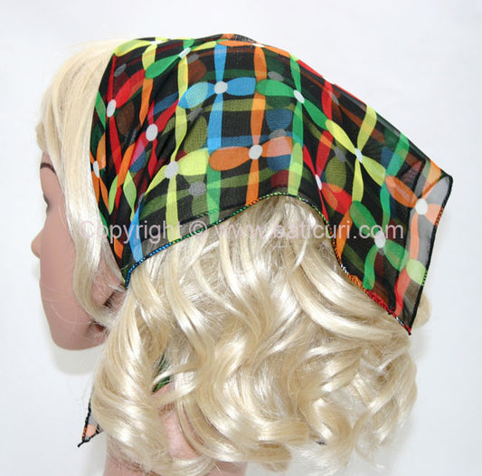 136-41 Bright Multicolored Floral