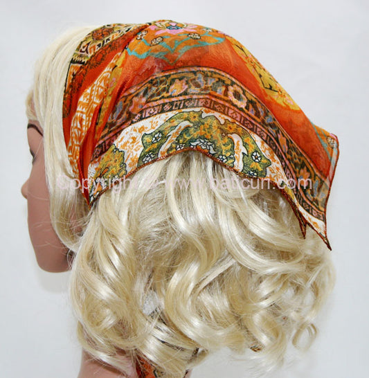 136-55 Beige/brown & brick antique design