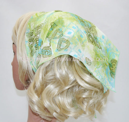 136-119b Light green paisley design *