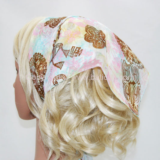 136-119 Light blue and pink with brown design