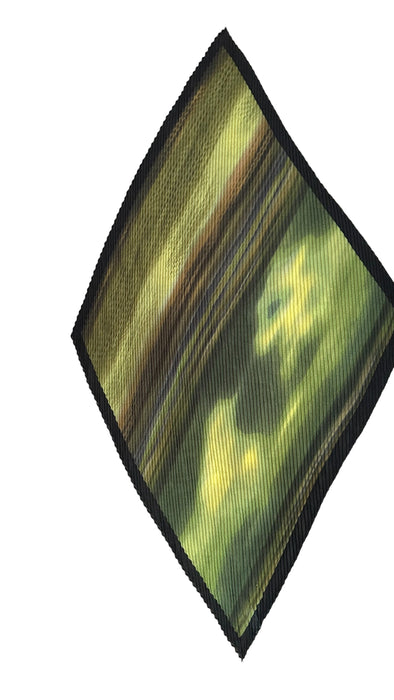 115-89 | Italian Pleated | Striped Ombre with border | Green