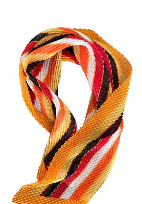 114-78 Pleated Italian | Mixed Lines | Orange Trim
