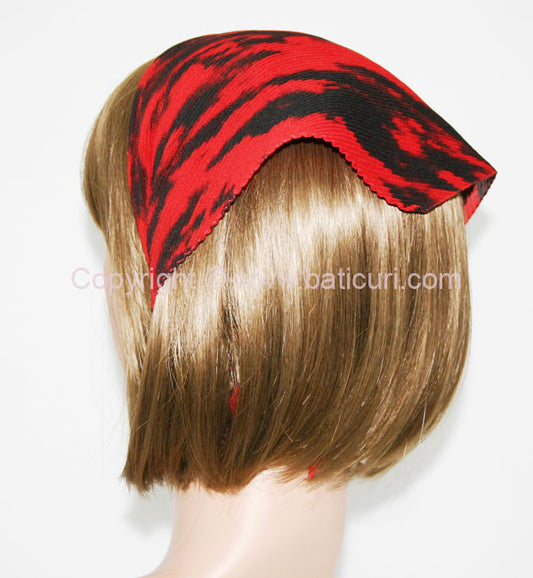 115-85 Pleated Italian | Ombre | Black & Red