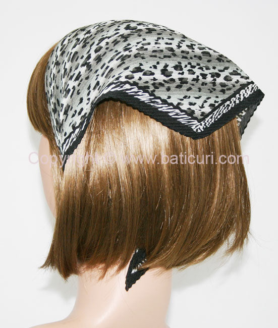 116-92 Pleated Italian | Leopard | White/Black/ Grey & Zebra Border